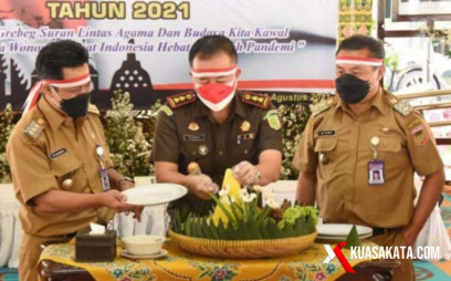 Gerebek Suran di Wonosobo Diisi dengan Doa Lintas Agama