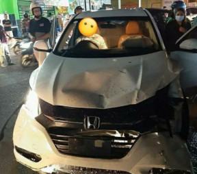 Mobil Tabrak Gerobak di Sleman, Tiga Korban Luka Bakar
