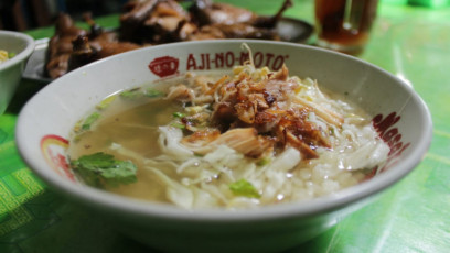 Nikmatnya Soto Bebek Bu Heri Danguran Klaten