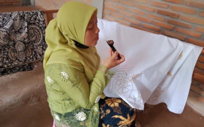 Akrabi Teknologi dan Literasi Informasi