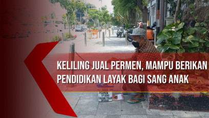 Keliling Jual Permen, Setiono Mampu Berikan Pendidikan Layak Bagi Sang Anak