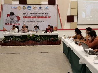 Di Parapat, Bung Karno Mengatur Republik dari Balik Bilik