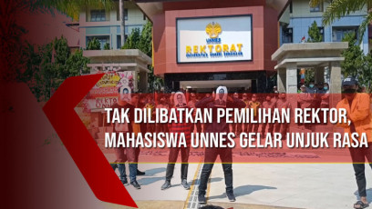 Tak Dilibatkan Pemilihan Rektor, Mahasiswa UNNES Gelar Aksi Unujuk Rasa