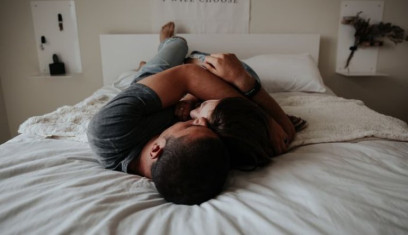 Jangan Langsung Tidur, Ladies! Pipis Dulu Setelah Berhubungan Seks