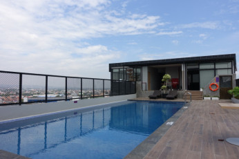 Hotel Quest Prime Semarang Hadirkan Kolam Renang di Rooftop Lantai 15