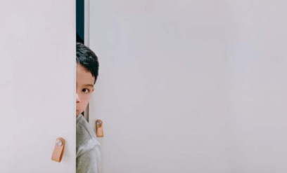 Sedang Seru Bercinta tapi Ketahuan Anak, Begini Cara Jelaskan pada Mereka
