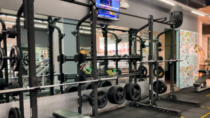 5 Kesalahan Umum Pemula Saat Mulai Latihan di Gym, Menurut Pelatih Profesional