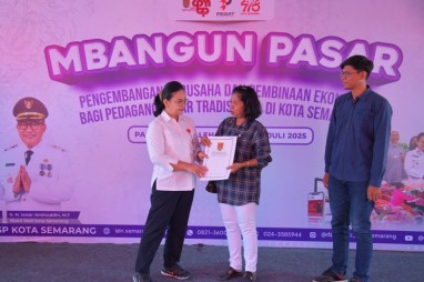 Wali Kota Semarang Agustina Dorong Kebangkitan Pasar Tradisional dan UMKM