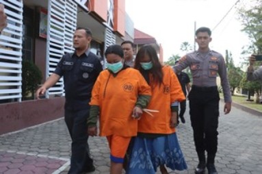 Nekat Lakukan Aksi Penjambretan di Pasar, Dua Wanita Ini Diringkus Polisi