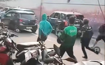 ASN Jadi Korban Perusakan Kendaraan Saat Demo Ricuh di Depan Gedung DPR